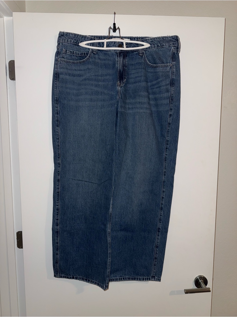 Hollister Women's Wide-Leg Dark Blue Denim Jeans